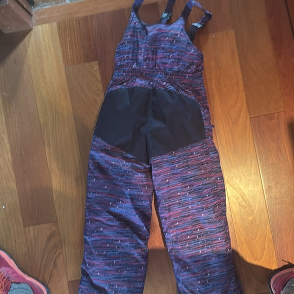 LL Bean Kids’ Cold Buster Snow Bibs, size 8. - Picture 6 of 6